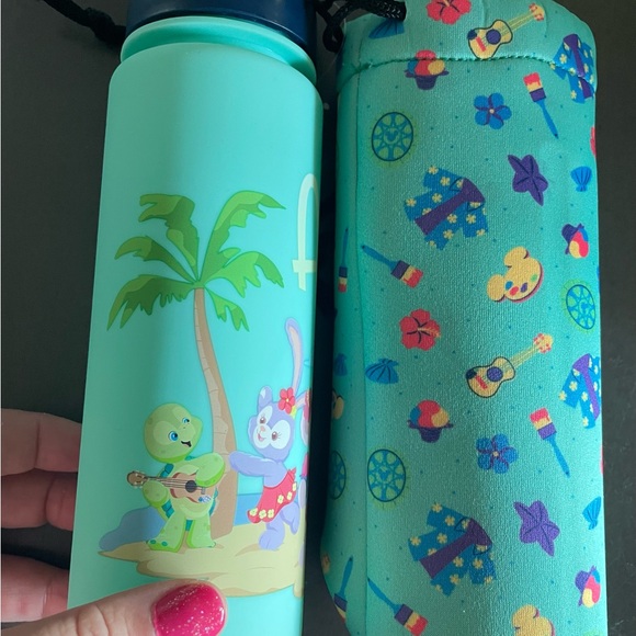 New Aulani Disney Resort Duffy & Friends Aqua Aloha Drink Bottle Tumbler Hawaii - Picture 3 of 6